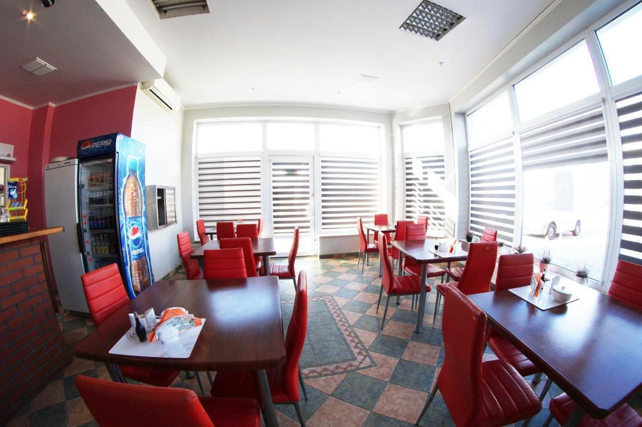 Motel Wig Сандомир Екстер'єр фото